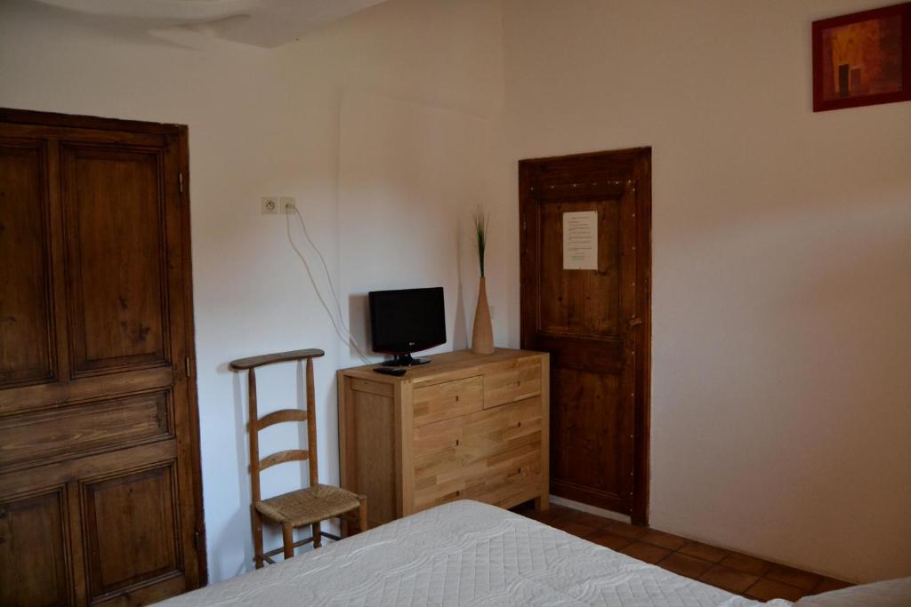 Auberge D'Anais Entrechaux Luaran gambar